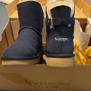 Koolaburra by UGG Navy Ankle Boots REMELY MINI